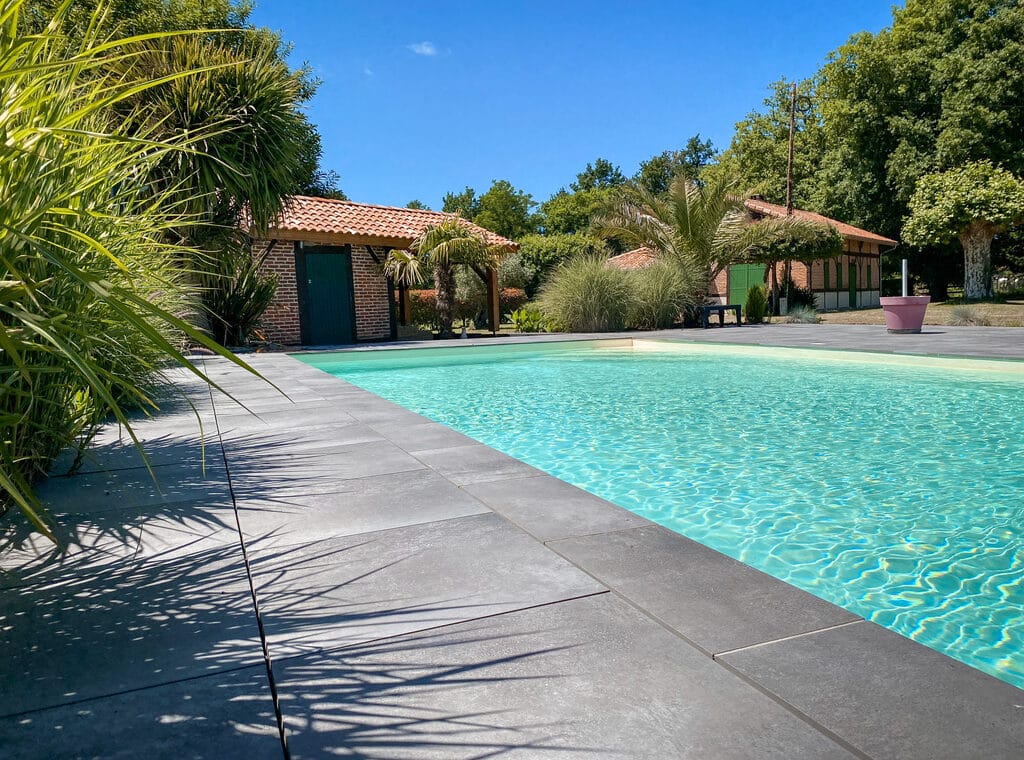 piscine 10x5 béton armé membrane armée 1