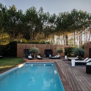 piscine 13 x 4 béton armé, revêtement en membrane armée 1