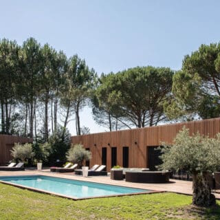 piscine 13 x 4 béton armé, revêtement en membrane armée 3