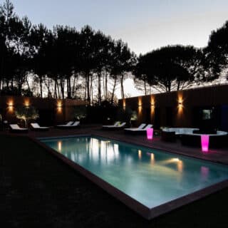 piscine 13 x 4 béton armé, revêtement en membrane armée 7