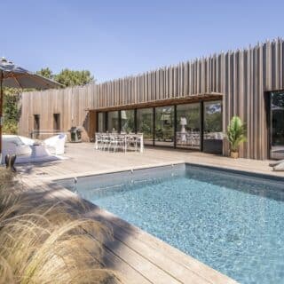 piscine 13x4 béton armé volet roulant immergé 5