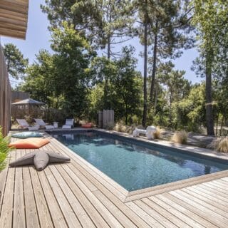 piscine 13x4 béton armé volet roulant immergé 6