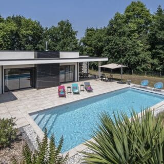 réalisation d’une villa contemporaine, avec piscine, terrasses et dépendance 5